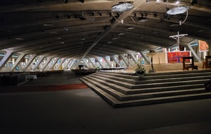 Nouvelle Eglise à Lourdes